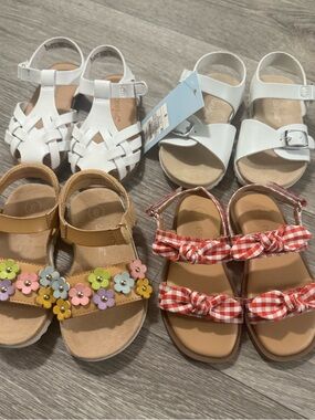 Toddler girl sandals size 6T